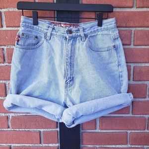 VINTAGE NO EXCUSES shorts